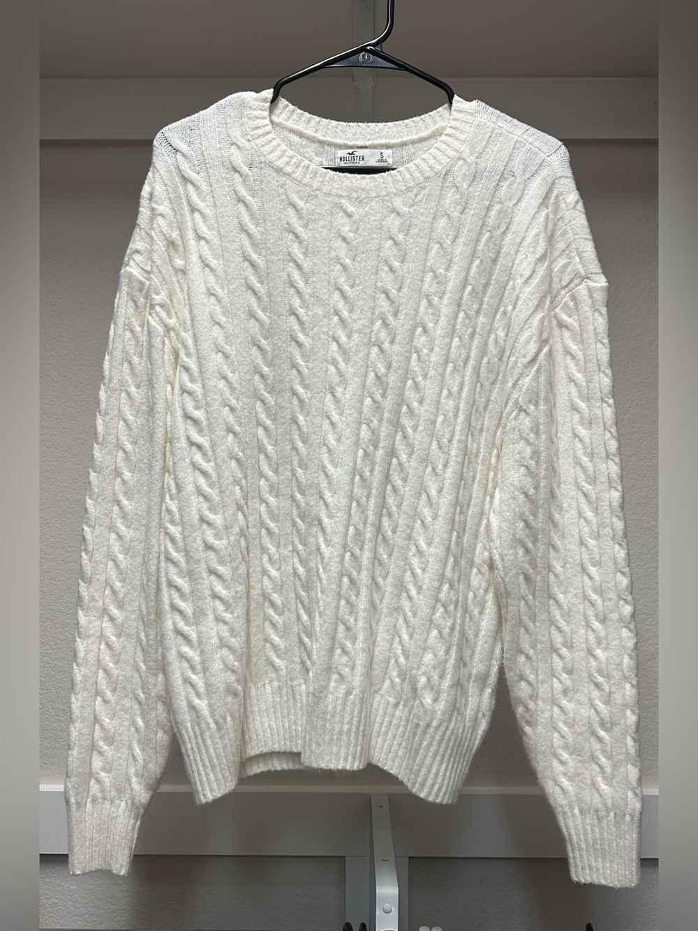Hollister Cable Knit Crewneck Sweater - White
